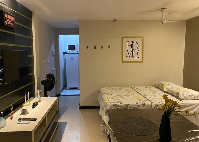 Flat Aju - Um jeitinho especial de se hospedar em Aracaju. Uma verdadeira suíte master todo mobiliado no capricho só para você.